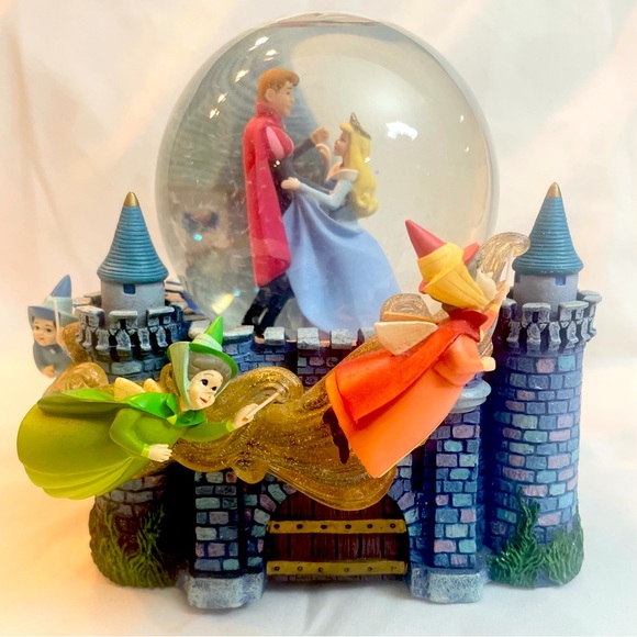 Disney Sleeping Beauty Snow Globe Music Castle Once Upon Dream WORKS Video - Picture 1 of 11